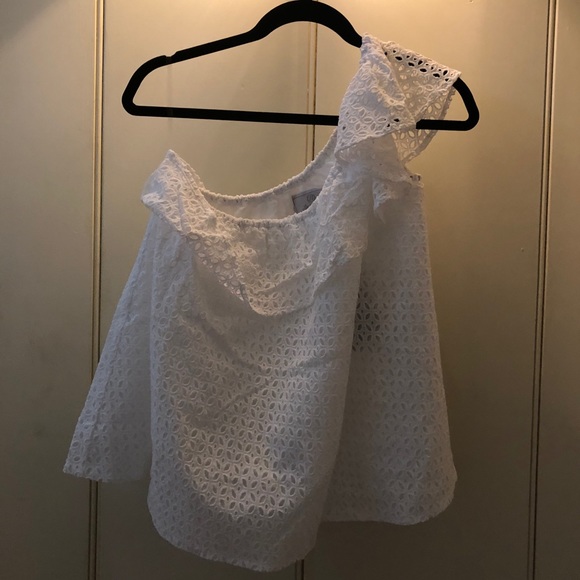 Lauren James Eyelet one shoulder top 💕 - Picture 2 of 5